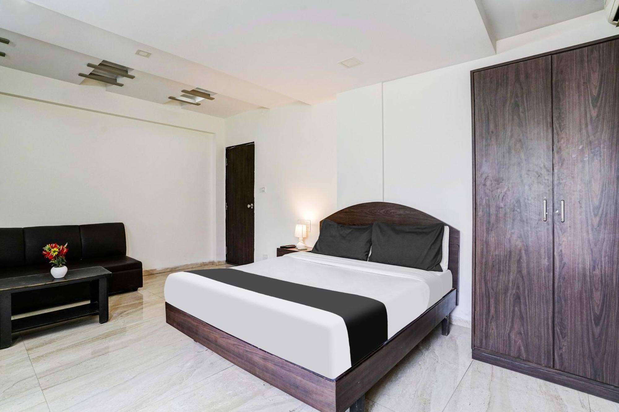 Super Hotel O Nashik Near Vijay Mamta Theatre Formerly Sahara Inn Екстериор снимка
