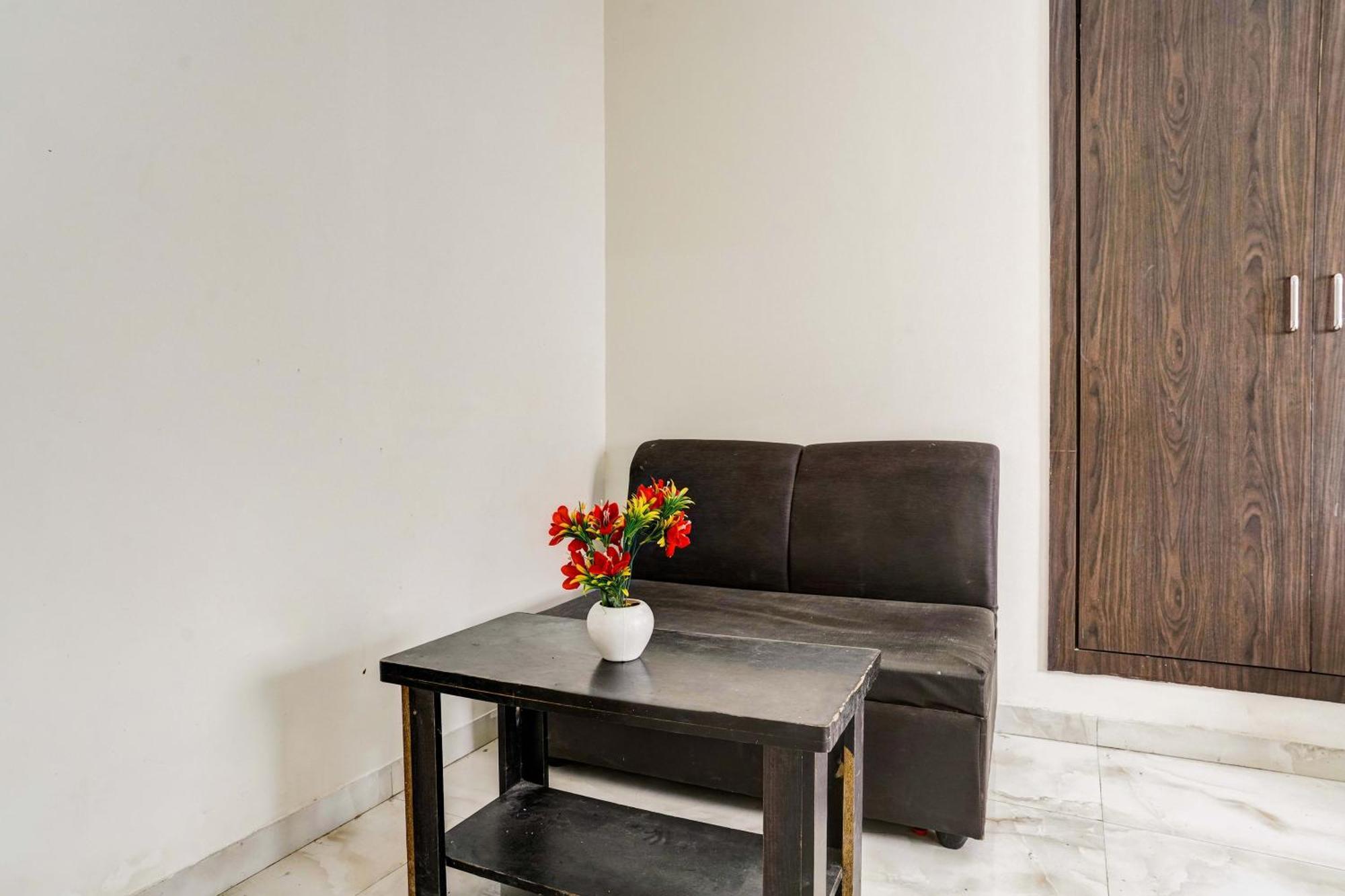 Super Hotel O Nashik Near Vijay Mamta Theatre Formerly Sahara Inn Екстериор снимка