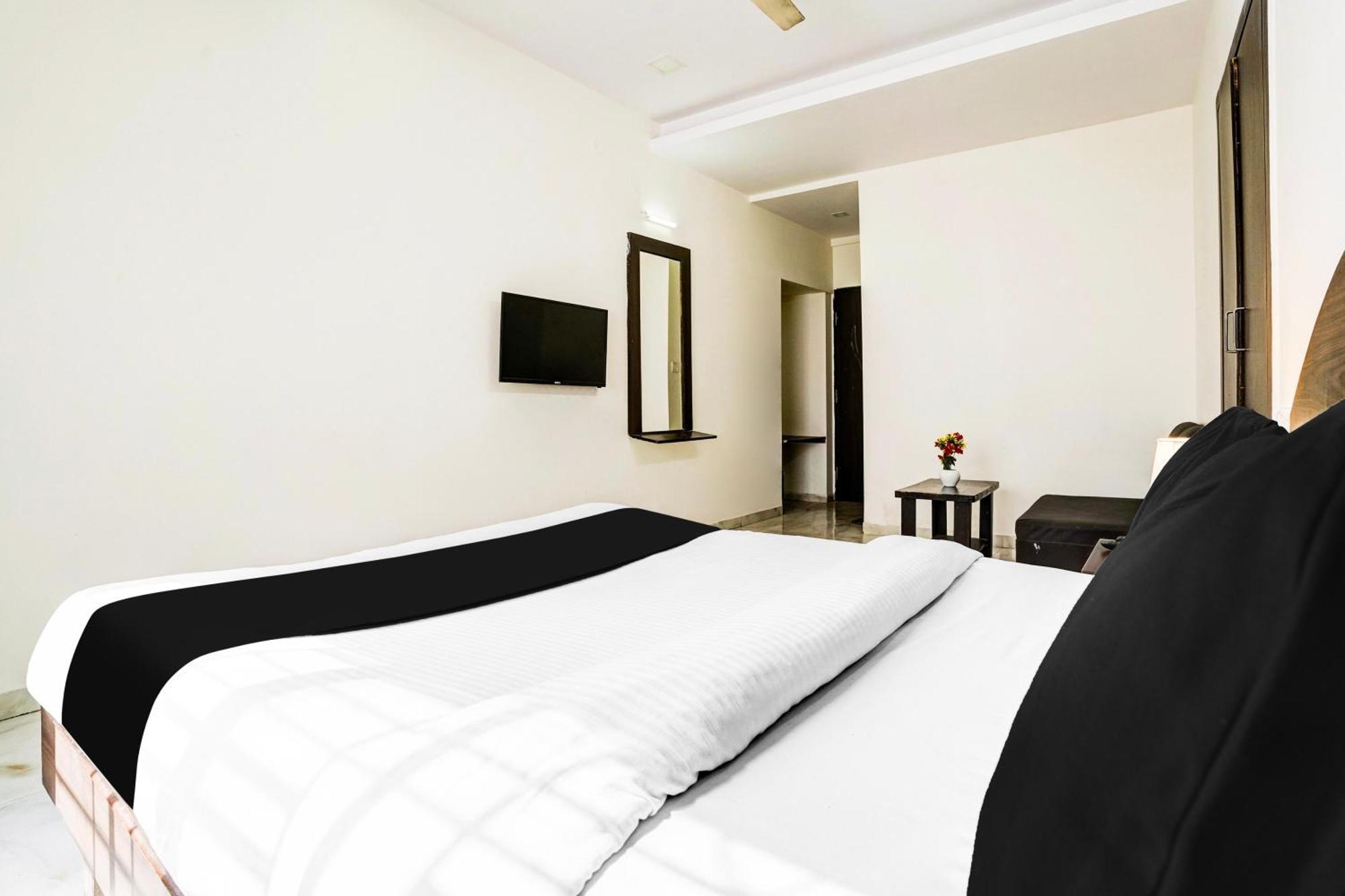 Super Hotel O Nashik Near Vijay Mamta Theatre Formerly Sahara Inn Екстериор снимка