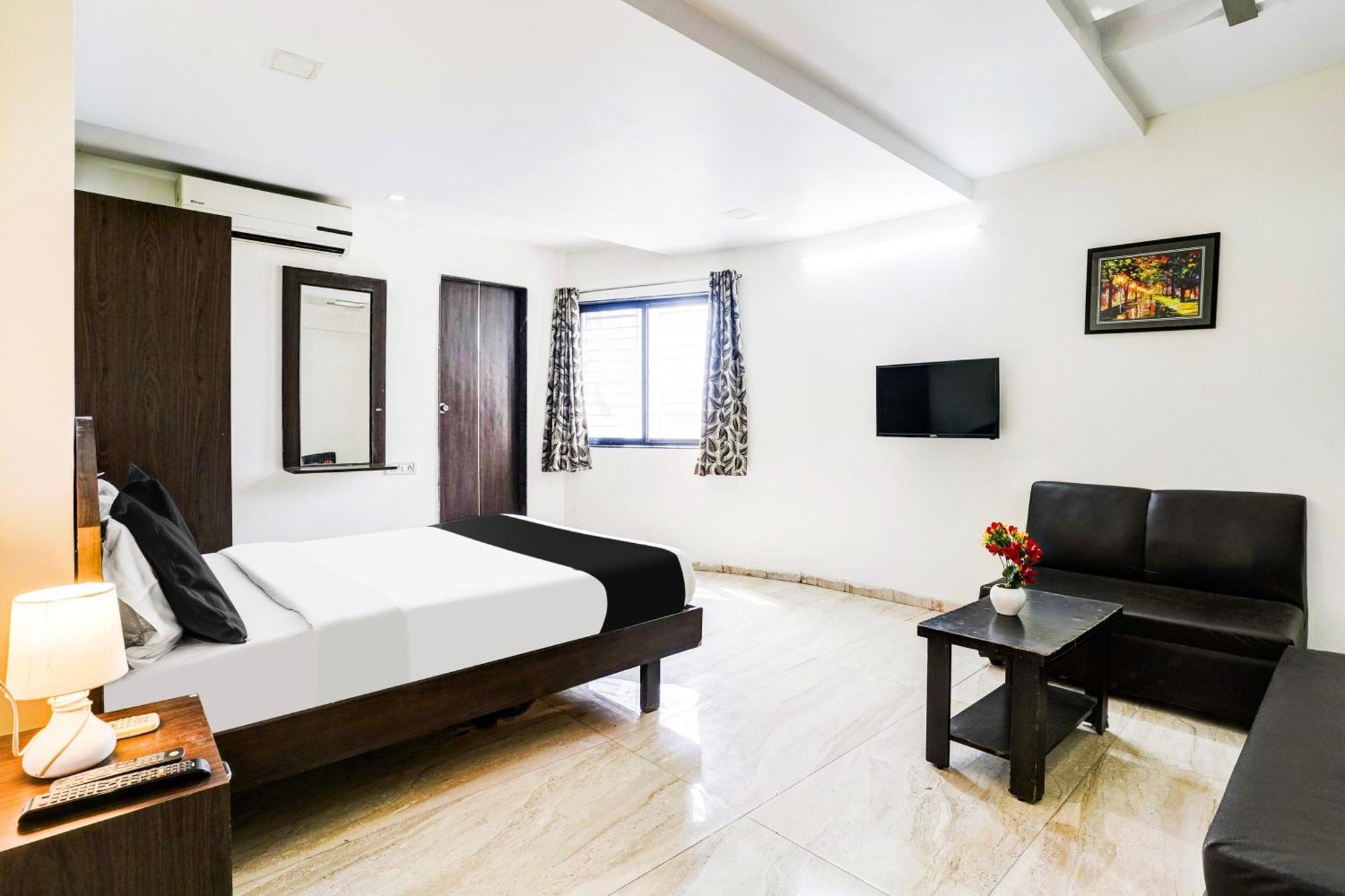 Super Hotel O Nashik Near Vijay Mamta Theatre Formerly Sahara Inn Екстериор снимка